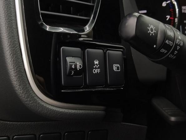 Mitsubishi Outlander III Рестайлинг 3 с пробегом 2022 года, цена 2 555 000 рублей, 41990 км, внедорожник, Автокод Объявления