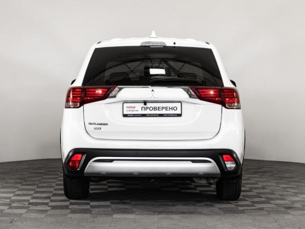 Mitsubishi Outlander III Рестайлинг 3 с пробегом 2020 года, цена 1 799 000 рублей, 165704 км, внедорожник, Автокод Объявления