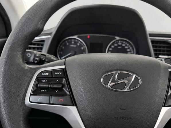 Hyundai Elantra VI (AD) с пробегом 2016 года, цена 1 249 000 рублей, 188000 км, седан, Автокод Объявления