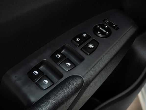 Hyundai Solaris II Рестайлинг с пробегом 2020 года, цена 1 683 000 рублей, 79000 км, седан, Автокод Объявления
