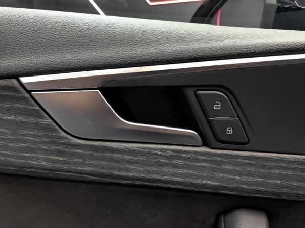 Audi A4 V (B9) с пробегом 2019 года, цена 2 795 000 рублей, 52370 км, седан, Автокод Объявления