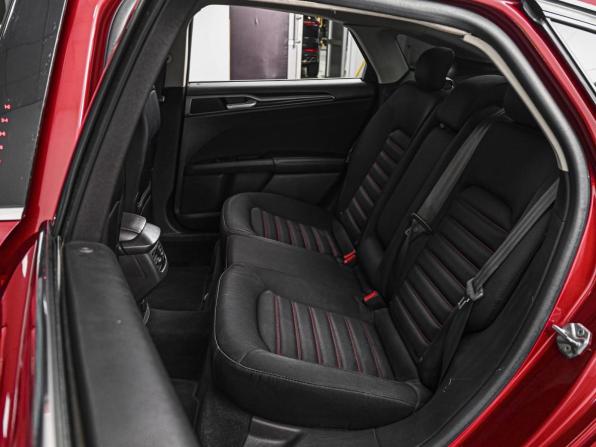 Ford Fusion (North America) II с пробегом 2014 года, цена 1 140 000 рублей, 227759 км, седан, Автокод Объявления