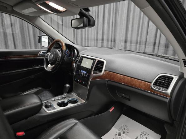 Jeep Grand Cherokee IV (WK2) с пробегом 2011 года, цена 1 499 000 рублей, 160344 км, внедорожник, Автокод Объявления