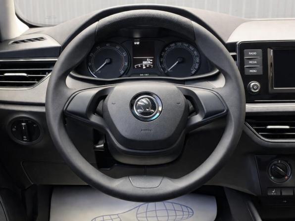 Skoda Rapid II с пробегом 2021 года, цена 1 297 000 рублей, 88028 км, лифтбек, Автокод Объявления