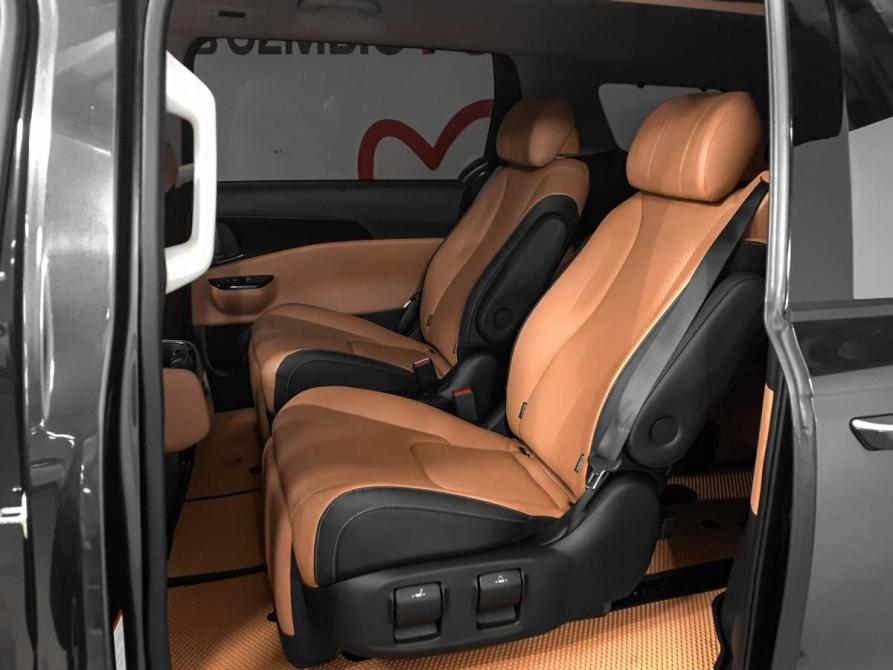 Kia Carnival IV Москва  - изображение 10