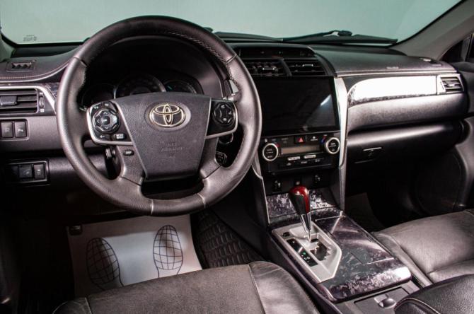 Toyota Camry VII (XV50) с пробегом 2014 года, цена 1 799 000 рублей, 316000 км, седан, Автокод Объявления