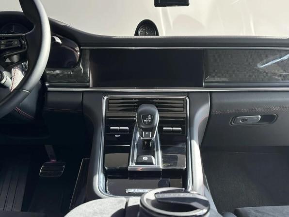 Porsche Panamera II Рестайлинг с пробегом 2021 года, цена 17 950 000 рублей, 11506 км, лифтбек, Автокод Объявления