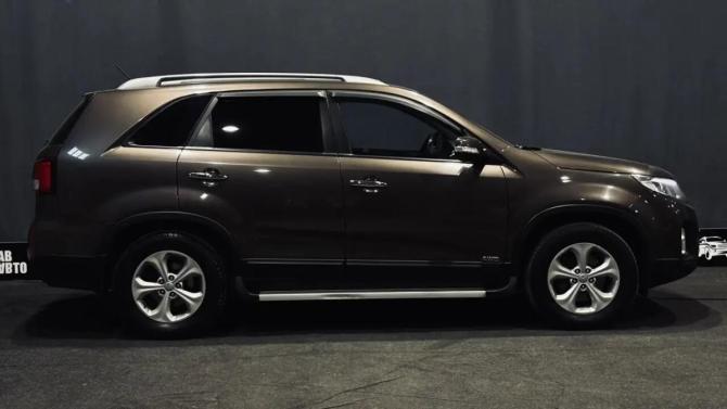 Kia Sorento II Рестайлинг с пробегом 2015 года, цена 1 650 000 рублей, 182000 км, внедорожник, Автокод Объявления