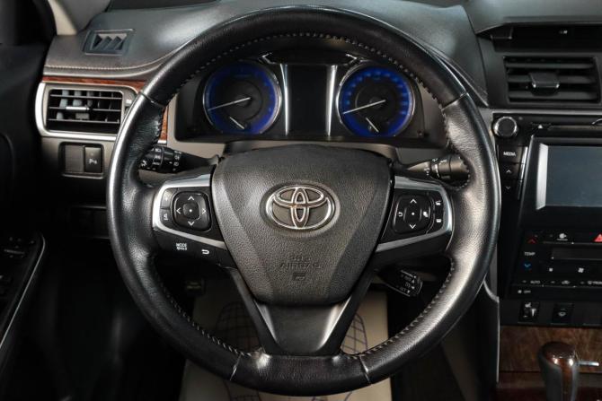 Toyota Camry VII (XV50) Рестайлинг 2 с пробегом 2017 года, цена 2 249 000 рублей, 156000 км, седан, Автокод Объявления