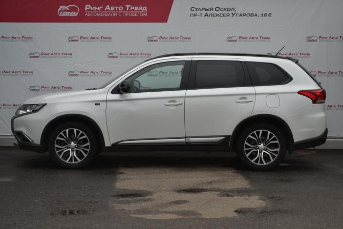 Mitsubishi Outlander III Рестайлинг 2 с пробегом 2016 года, цена 1 700 000 рублей, 229189 км, внедорожник, Автокод Объявления