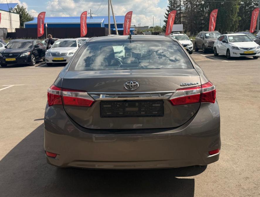 Toyota Corolla XI (E160 E170 E180) Рестайлинг 1 Альметьевск  - изображение 6