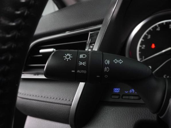 Toyota Camry VIII (XV70) Рестайлинг с пробегом 2021 года, цена 2 389 000 рублей, 215229 км, седан, Автокод Объявления