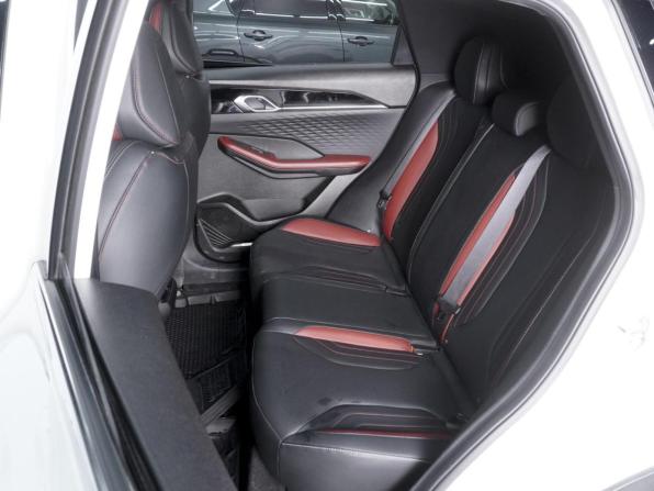Geely Coolray I Рестайлинг с пробегом 2023 года, цена 2 050 000 рублей, 41279 км, внедорожник, Автокод Объявления