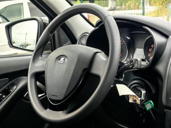 Lada (ВАЗ) Granta I Рестайлинг с пробегом 2025 года, цена 1 149 000 рублей, 4000 км, седан, Автокод Объявления