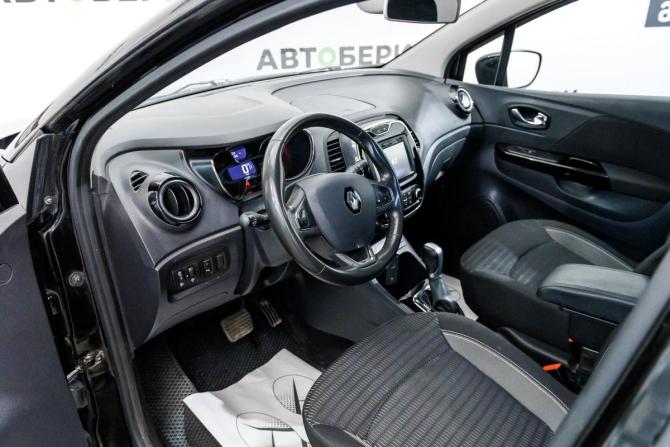 Renault Kaptur I с пробегом 2017 года, цена 1 097 000 рублей, 76572 км, внедорожник, Автокод Объявления
