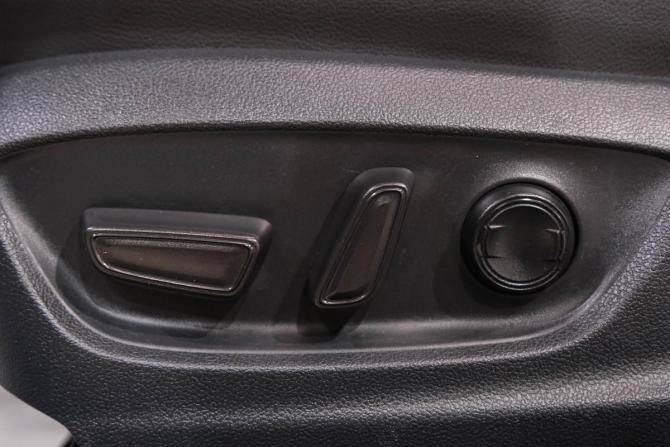 Toyota Camry VIII (XV70) Рестайлинг с пробегом 2021 года, цена 3 149 000 рублей, 65464 км, седан, Автокод Объявления