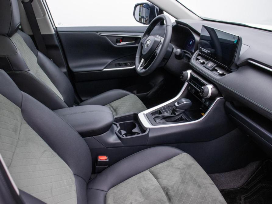 Toyota RAV4 V (XA50) Москва  - изображение 9
