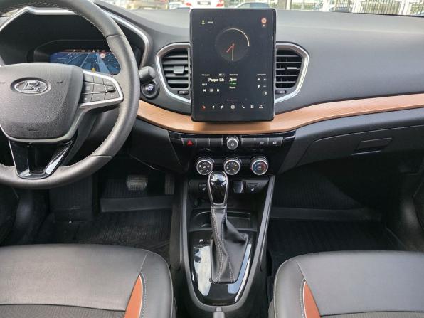 Lada (ВАЗ) Vesta I Рестайлинг (NG) с пробегом 2024 года, цена 1 650 000 рублей, 17391 км, универсал, Автокод Объявления