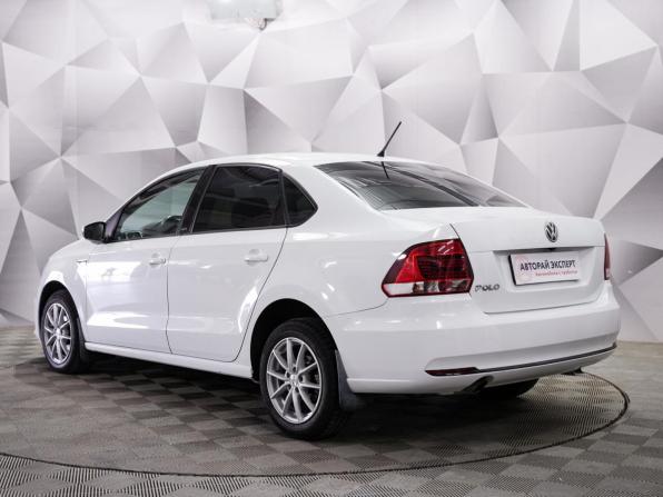 Volkswagen Polo V Рестайлинг с пробегом 2016 года, цена 1 295 000 рублей, 79000 км, седан, Автокод Объявления
