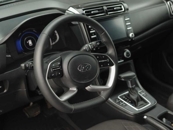 Hyundai Creta II с пробегом 2022 года, цена 2 000 000 рублей, 65709 км, внедорожник, Автокод Объявления