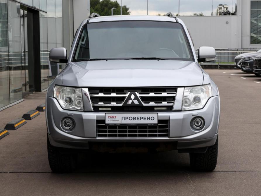 Mitsubishi Pajero IV Рестайлинг 1 Москва  - изображение 2