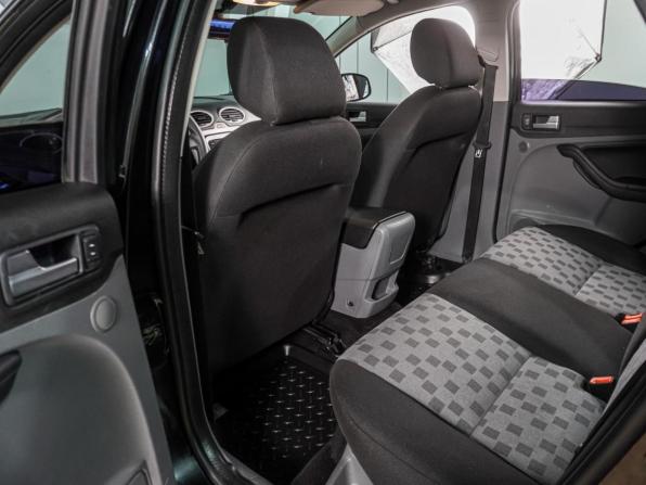 Ford Focus II Рестайлинг с пробегом 2009 года, цена 649 000 рублей, 233702 км, хэтчбек, Автокод Объявления