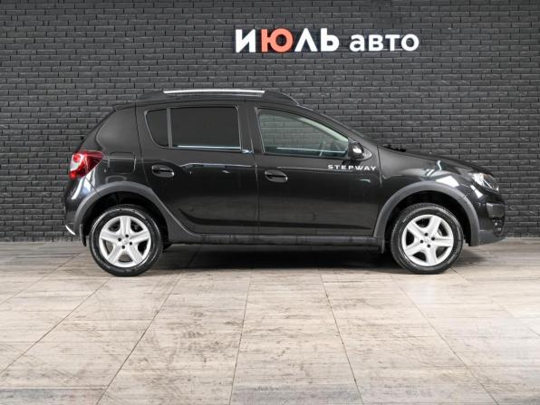 Renault Sandero II с пробегом 2017 года, цена 1 150 000 рублей, 88600 км, хэтчбек, Автокод Объявления