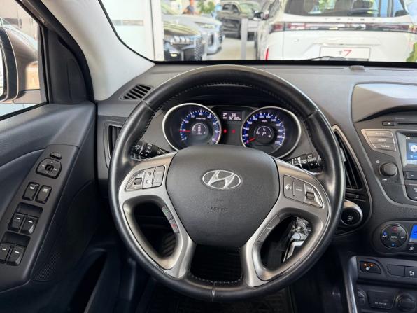 Hyundai ix35 I Рестайлинг с пробегом 2014 года, цена 1 610 000 рублей, 92159 км, внедорожник, Автокод Объявления