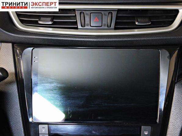 Nissan Qashqai II с пробегом 2018 года, цена 1 697 000 рублей, 98941 км, внедорожник, Автокод Объявления