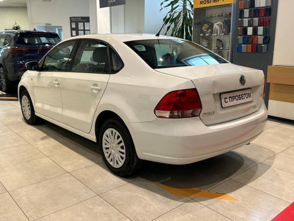 Volkswagen Polo V Рестайлинг с пробегом 2015 года, цена 609 000 рублей, 195007 км, седан, Автокод Объявления