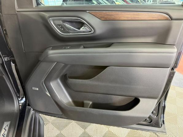 Chevrolet Tahoe V с пробегом 2023 года, цена 9 950 000 рублей, 40700 км, внедорожник, Автокод Объявления