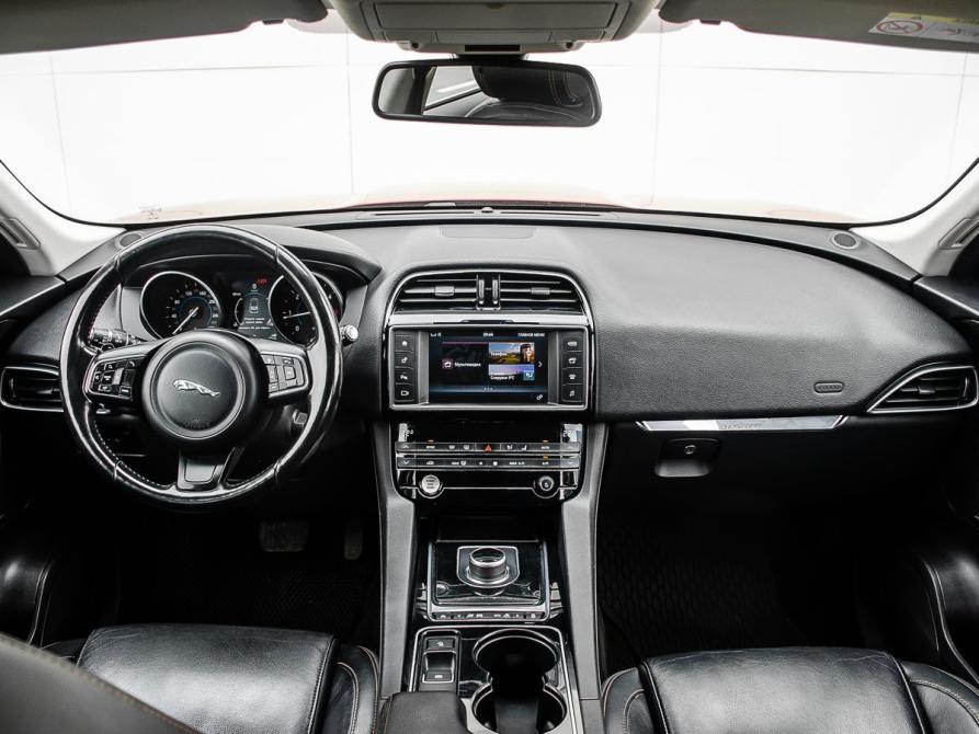 Jaguar F-Pace I Магнитогорск  - изображение 11