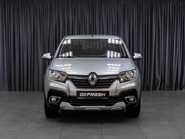 Renault Logan II Рестайлинг с пробегом 2022 года, цена 1 249 000 рублей, 90714 км, седан, Автокод Объявления