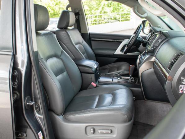 Toyota Land Cruiser 200 Series с пробегом 2010 года, цена 2 999 000 рублей, 372383 км, внедорожник, Автокод Объявления