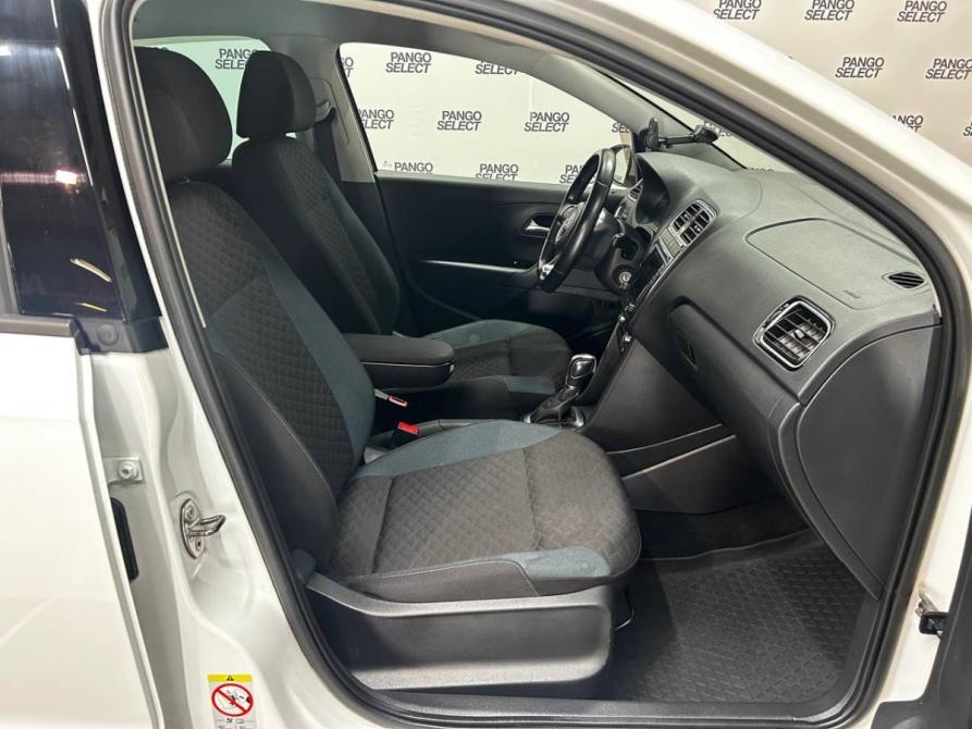 Volkswagen Polo V Рестайлинг Красноярск  - изображение 9