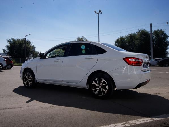 Lada (ВАЗ) Vesta I с пробегом 2021 года, цена 974 000 рублей, 94681 км, седан, Автокод Объявления