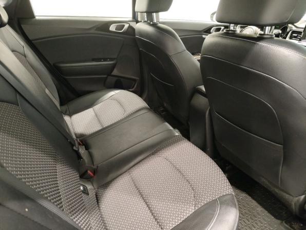 Kia Ceed III с пробегом 2019 года, цена 1 429 000 рублей, 146000 км, хэтчбек, Автокод Объявления