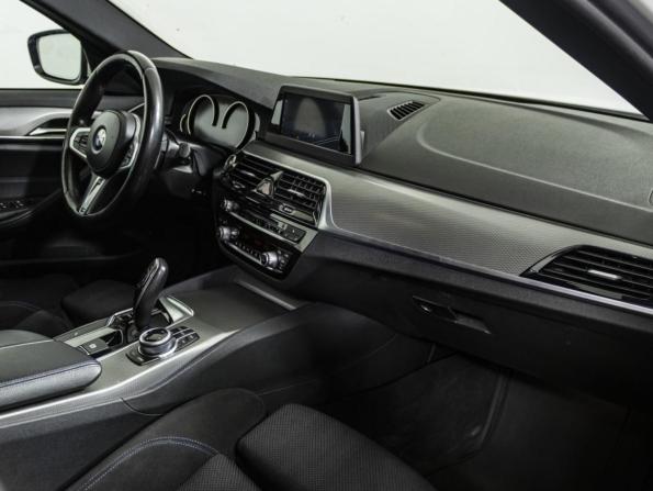 BMW 5 серии VII (G30/G31/G38) с пробегом 2018 года, цена 2 999 000 рублей, 131911 км, седан, Автокод Объявления