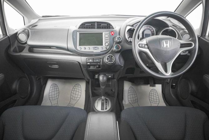 Honda Fit II с пробегом 2009 года, цена 809 000 рублей, 138000 км, хэтчбек, Автокод Объявления