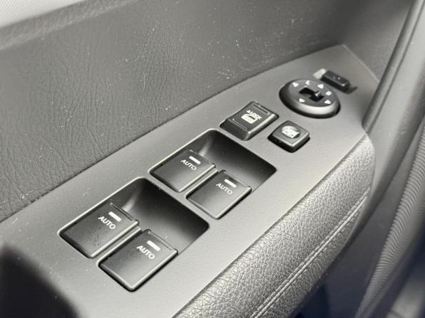 Kia Sorento II Рестайлинг с пробегом 2013 года, цена 1 355 000 рублей, 262322 км, внедорожник, Автокод Объявления