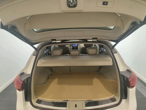 Infiniti QX70 с пробегом 2015 года, цена 1 779 000 рублей, 117498 км, внедорожник, Автокод Объявления