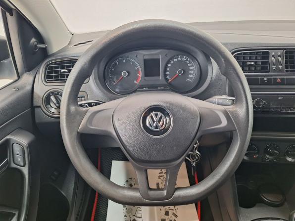 Volkswagen Polo V Рестайлинг с пробегом 2020 года, цена 1 220 000 рублей, 66051 км, седан, Автокод Объявления
