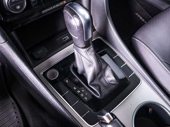Volkswagen Passat B8 Рестайлинг с пробегом 2021 года, цена 2 450 000 рублей, 53400 км, седан, Автокод Объявления
