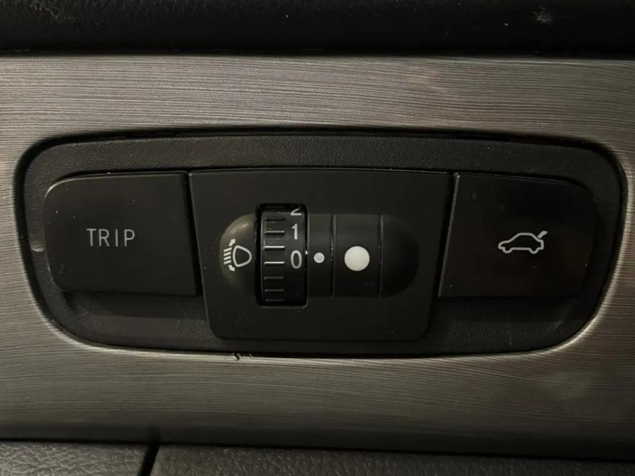 Geely Emgrand X7 I Саратов  - изображение 11