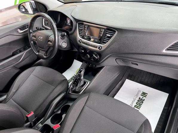 Hyundai Solaris II с пробегом 2018 года, цена 1 395 000 рублей, 143922 км, седан, Автокод Объявления