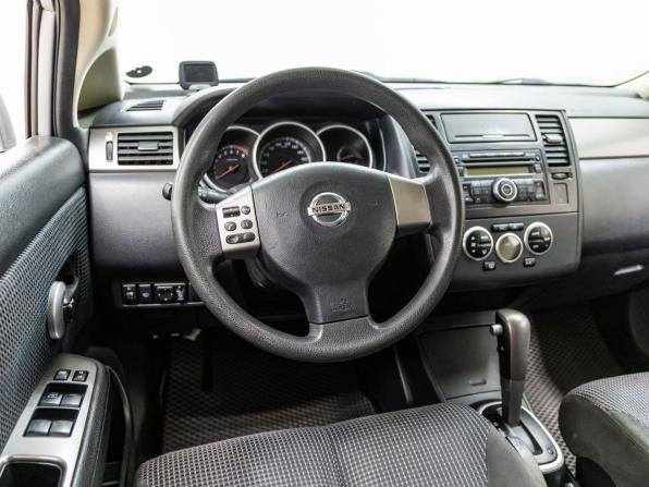 Nissan Tiida I Рестайлинг с пробегом 2011 года, цена 798 000 рублей, 125771 км, хэтчбек, Автокод Объявления