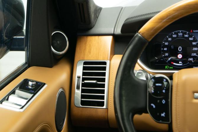 Land Rover Range Rover IV Рестайлинг с пробегом 2019 года, цена 5 900 000 рублей, 194479 км, внедорожник, Автокод Объявления