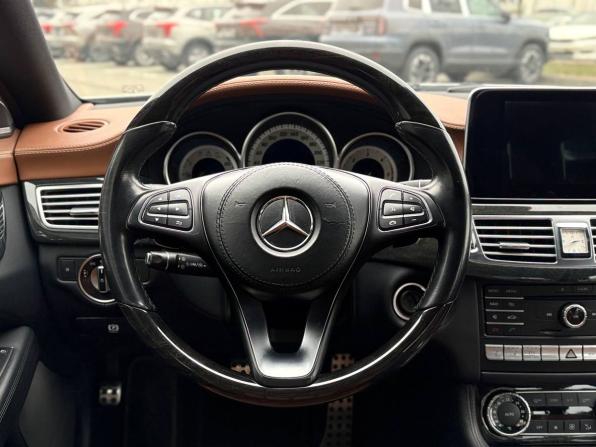 Mercedes-Benz CLS II (C218) Рестайлинг с пробегом 2014 года, цена 2 499 900 рублей, 146000 км, седан, Автокод Объявления
