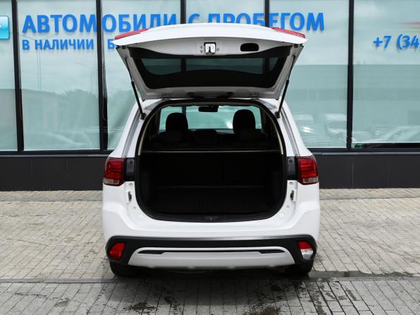 Mitsubishi Outlander III Рестайлинг 3 с пробегом 2018 года, цена 2 305 000 рублей, 87583 км, внедорожник, Автокод Объявления