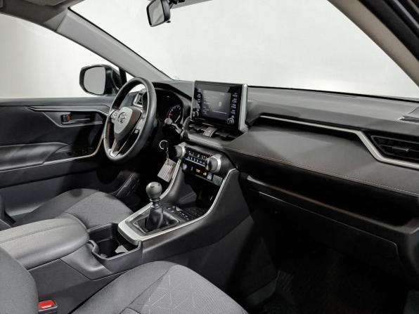 Toyota RAV4 V (XA50) с пробегом 2022 года, цена 3 200 000 рублей, 31596 км, внедорожник, Автокод Объявления